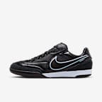 Nike Tiempo Streetgato Indoor/Court Low-Top Soccer Shoes. Nike.com